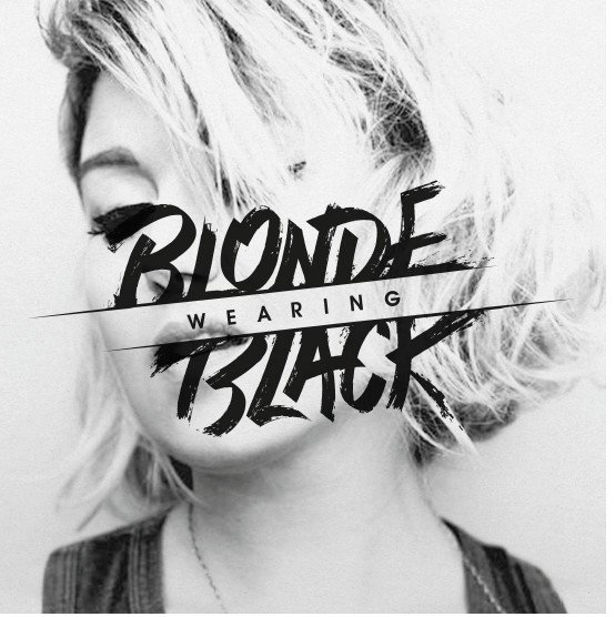 Blondewearingblack