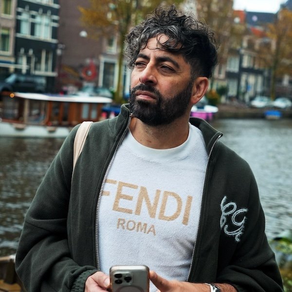 Darius Syrossian