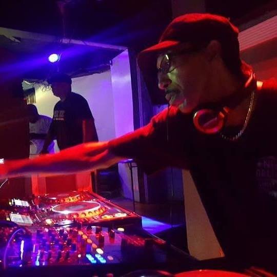 Dj Greg Lewis