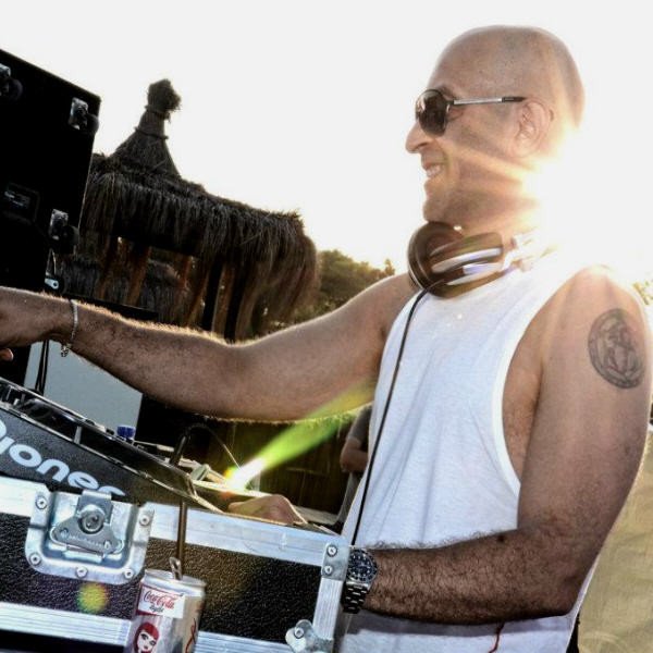 Dj Umbi