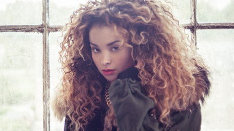 Ella Eyre