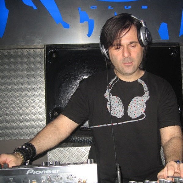 Jamie Lewis