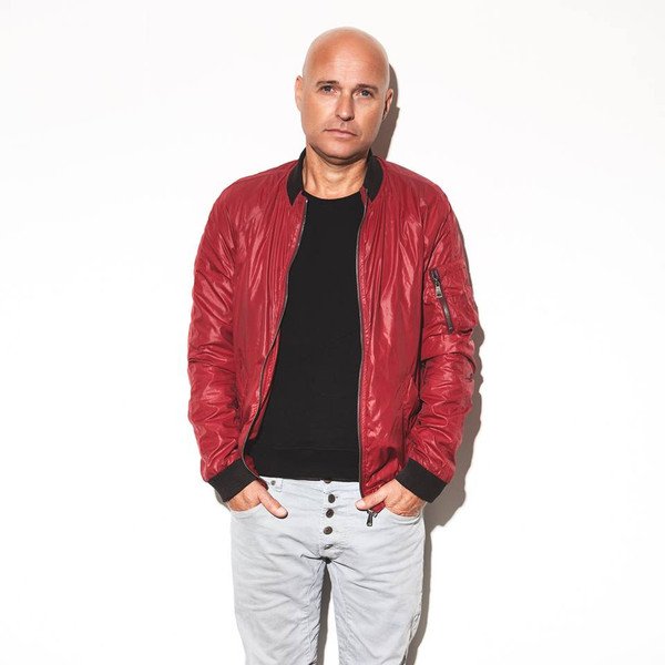 MARCO V